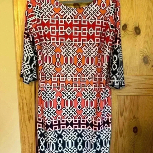 Women’s 3/4 Sleeve Dress Geometric‎ Size Large - Picture 3 of 9
